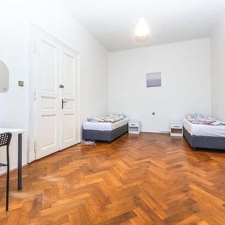 Legerova Apartments Prague Exterior photo
