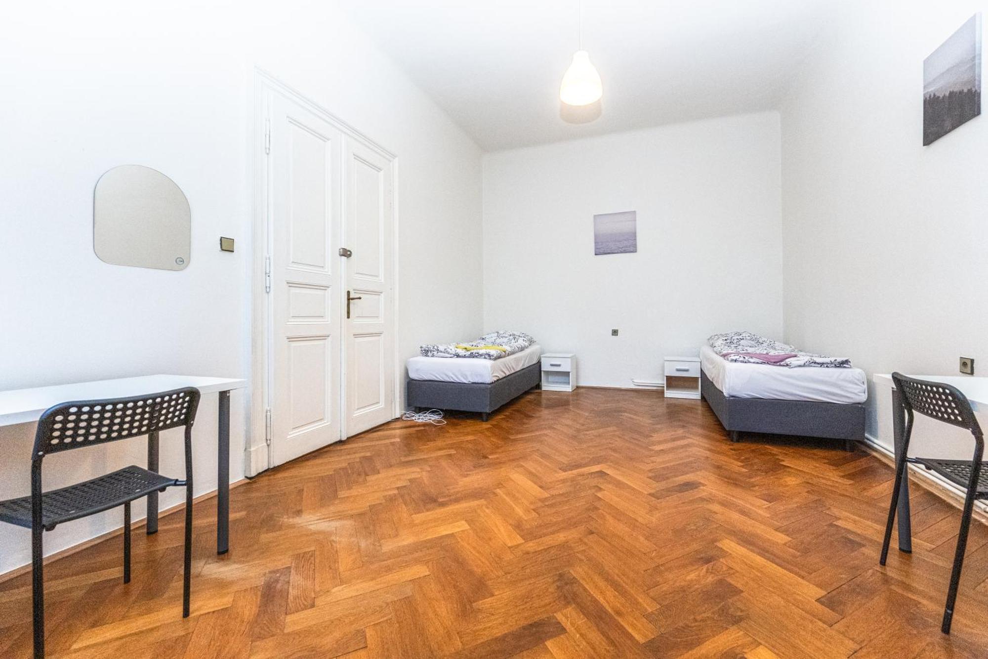 Legerova Apartments Prague Exterior photo